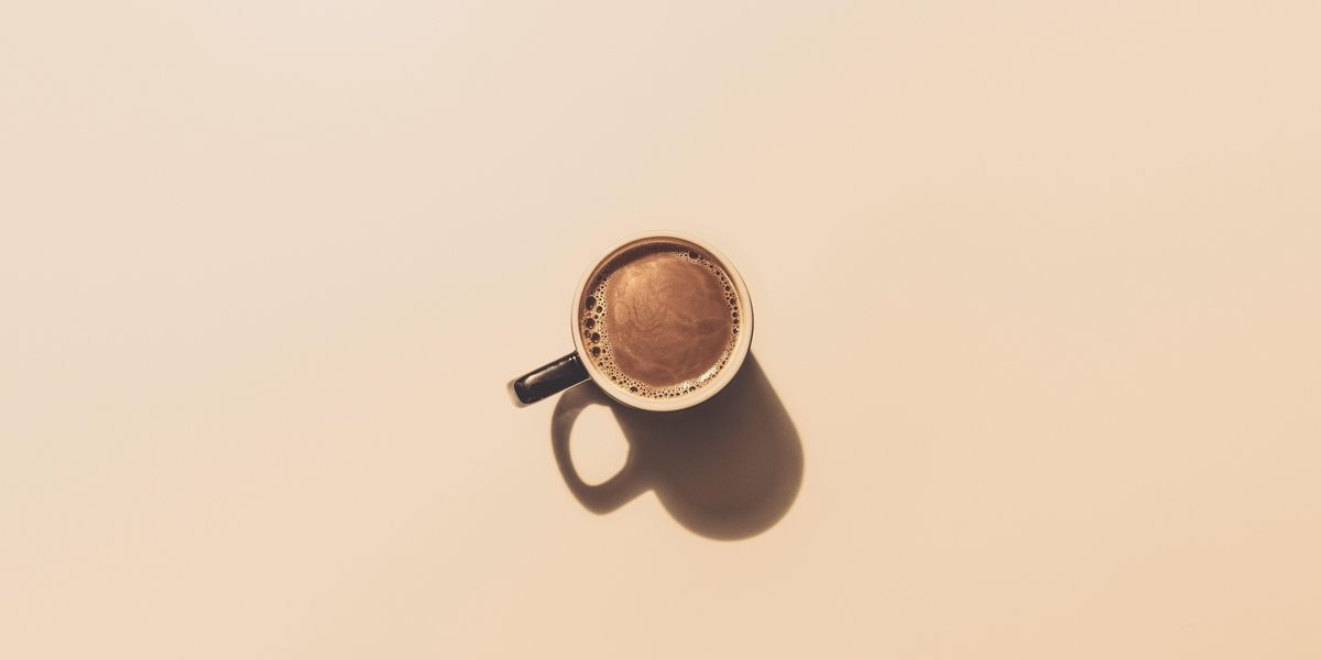 A túlzott kávéfogyasztás növeli a demencia kockázatát