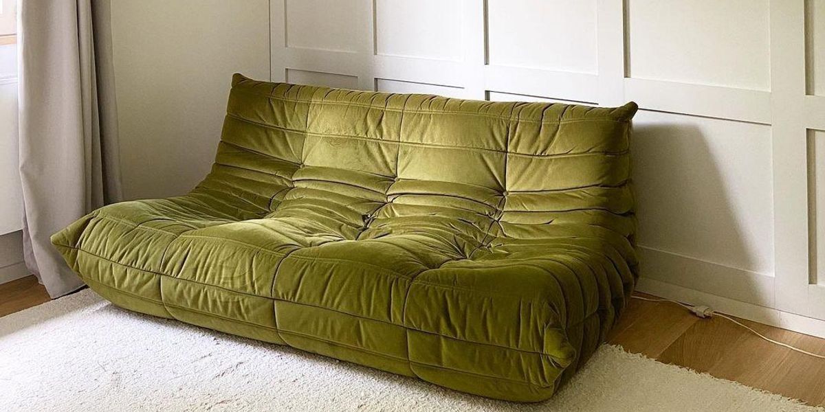 A Michel Ducaroy által tervezett, ikonikus Togo kanapé