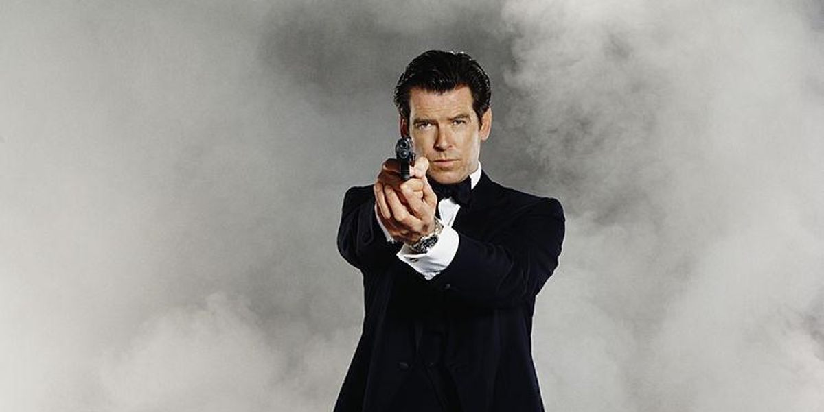 Pierce Brosnan a A holnap markában című James Bond-filmben 1997-ben