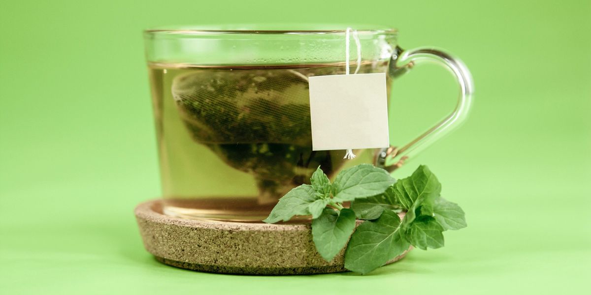 Zöld tea egy csészében