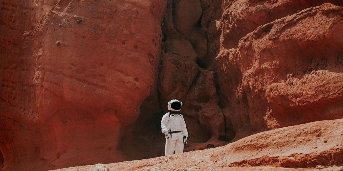 Egy űrhajós a Marson.