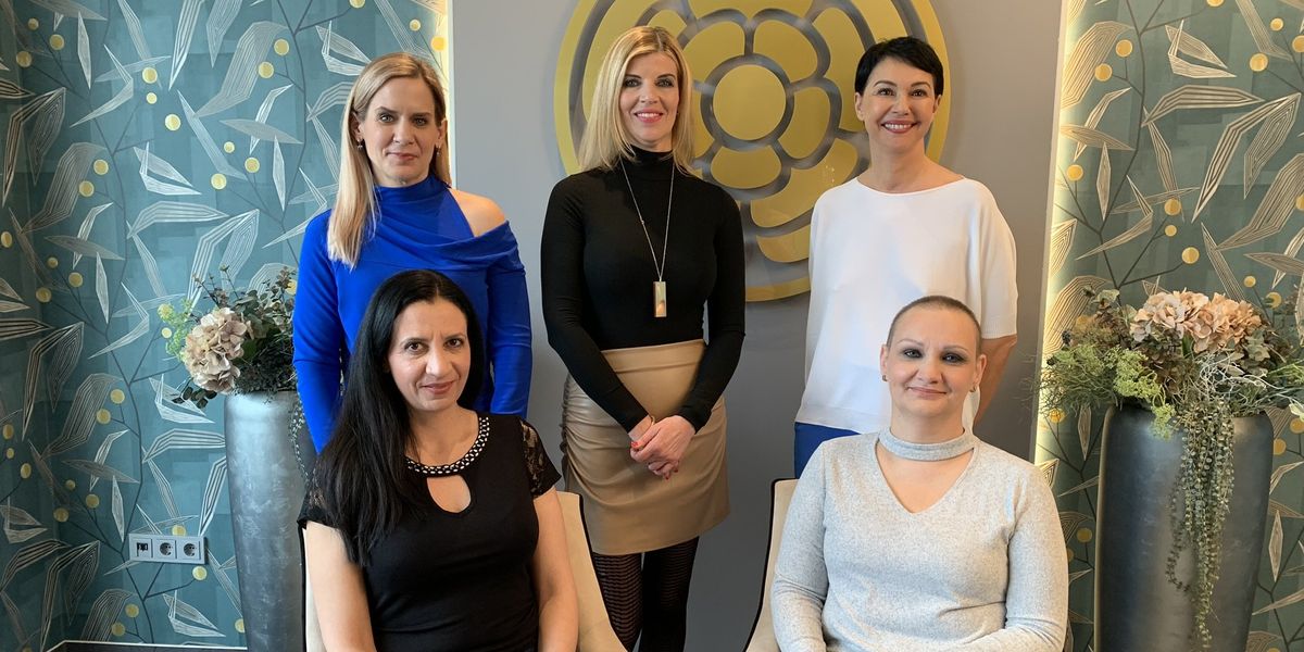 Dr. Rose Magánkórház 5 plasztikai műtéten átesett női páciense