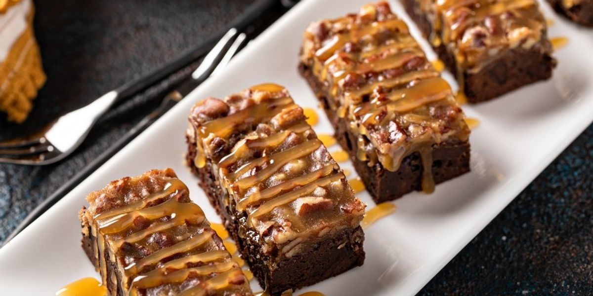 Karamell szószos pekándiós pite brownie