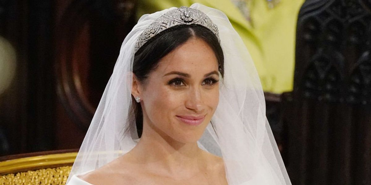 Meghan Markle az oltárnál a Windsori kastély Szent György-kápolnájában 2018. május 19-én az angliai Windsorban