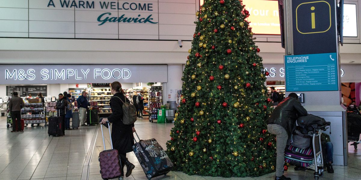 Gatwick Airport karácsonyfával