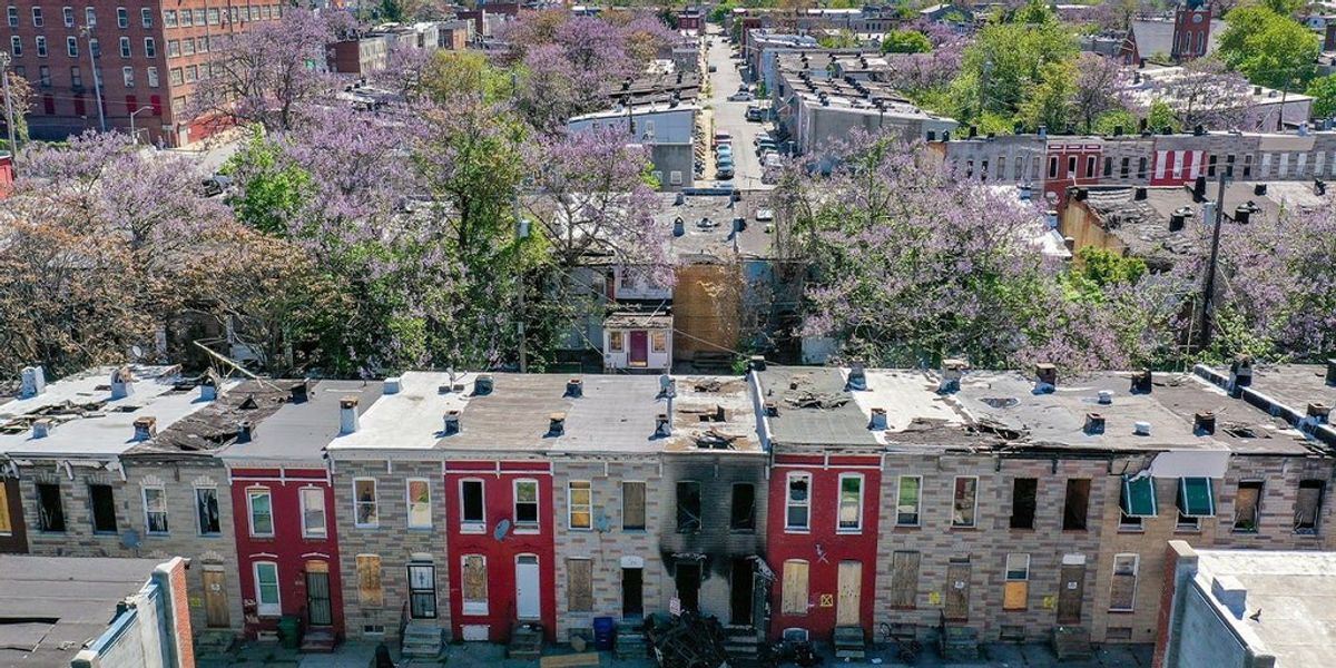 Baltimore 1 dolláros házakat ad el az üres házakkal rendelkező városrészek újjáélesztésének céljával