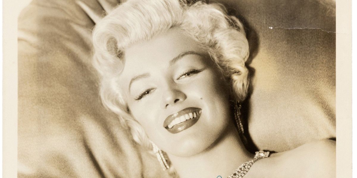 Óriási áron árverezték el Marilyn Monroe Playboy-relikviát in hungarian