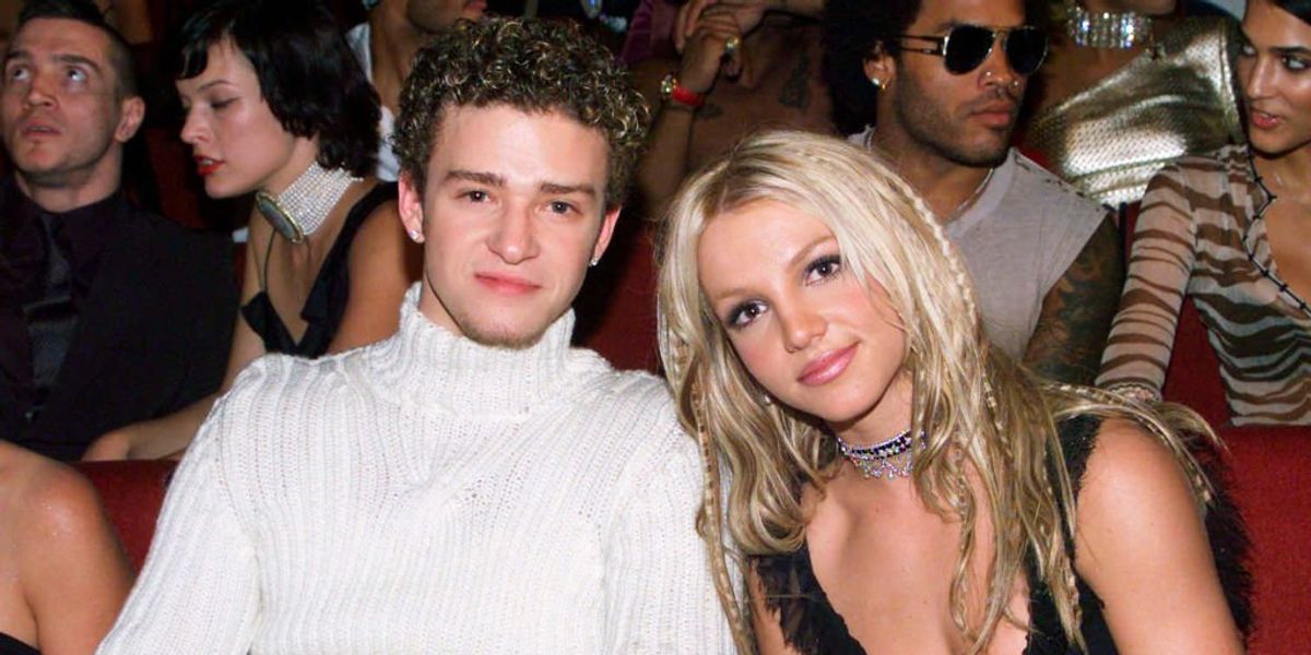Britney Spears és Justin Timberlake a 2000-es MTV Music Video Awards díjátadón New Yorkban