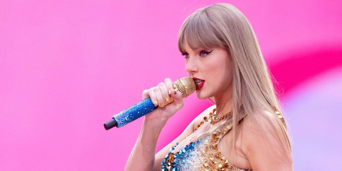 Taylor Swift az Eras Tour londoni állomásán, a Wembley Stadionban 2024. június 21-én