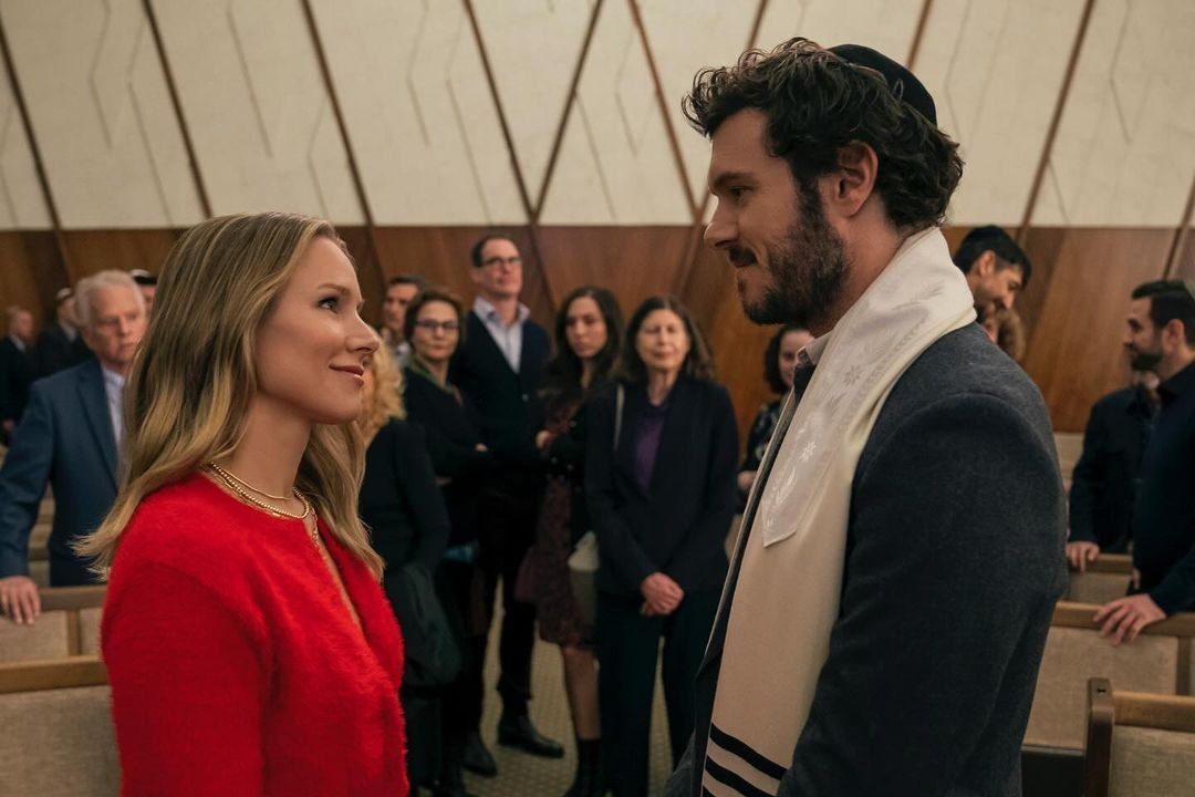 Jön Kristen Bell és Adam Brody új sorozatának a 2. évada