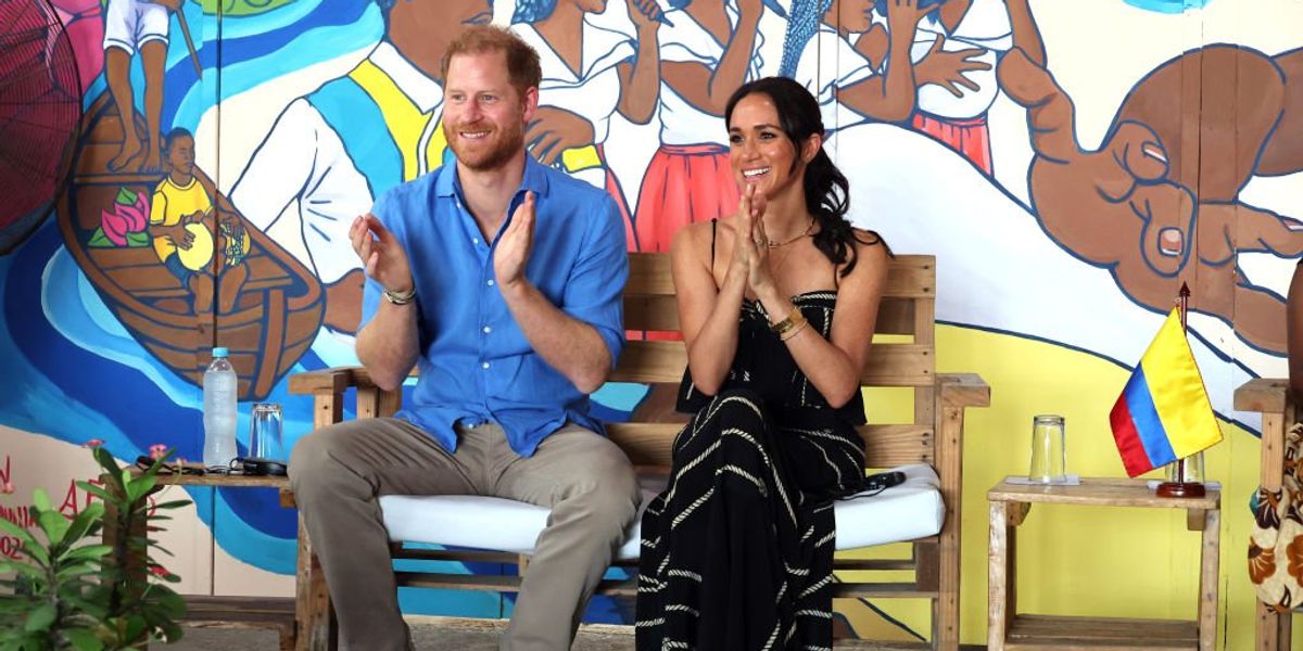 Harry herceg és Meghan Markle az Escuela Tambores de Cabildo-ban a kolumbiai Cartagenában, 2024. augusztus 17-én