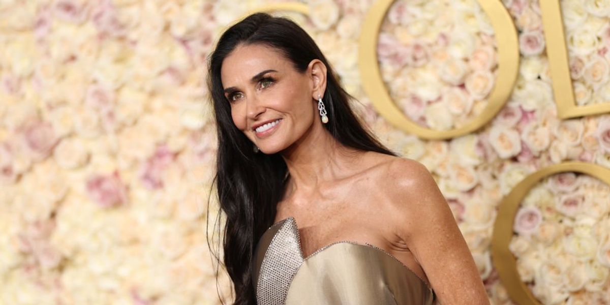 Demi Moore a 82. Golden Globe-díjátadón a Beverly Hiltonban 2025. január 05-én, Beverly Hillsben