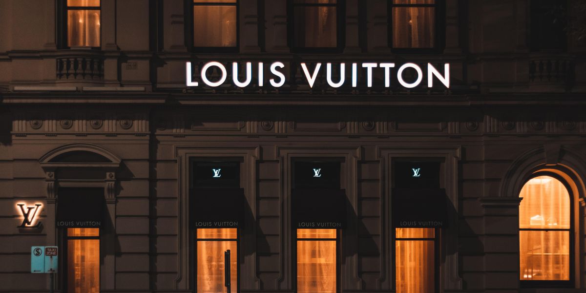 Futurisztikus divatbemutatót tartottak a Louis Vuittonnál