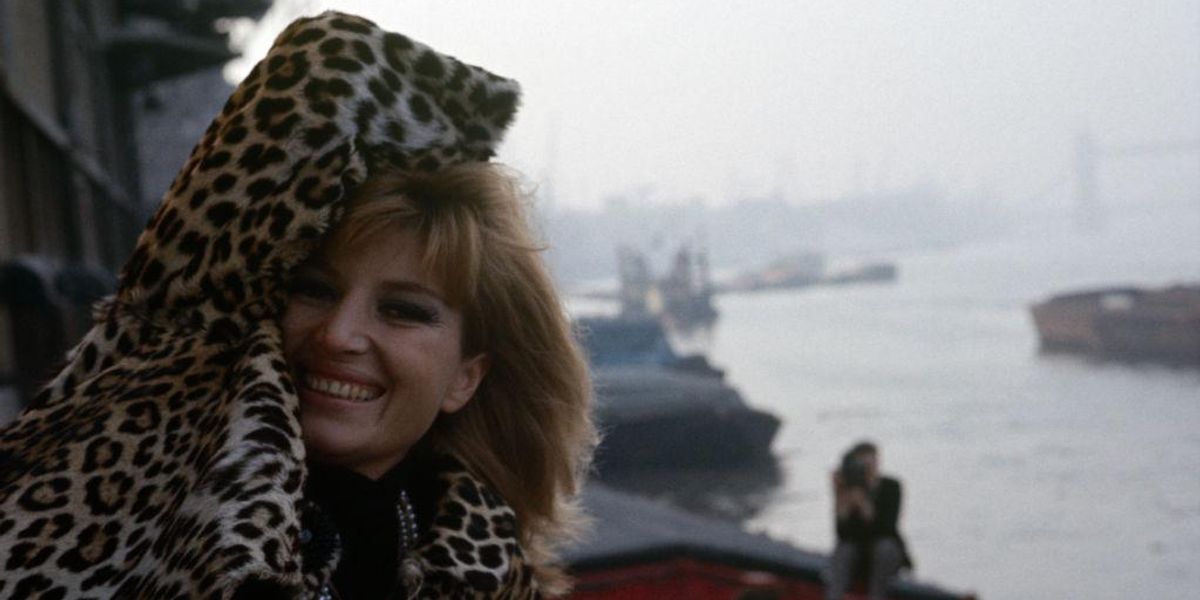 Monica Vitti a Modesty Blaise című film forgatásán 1965-ben