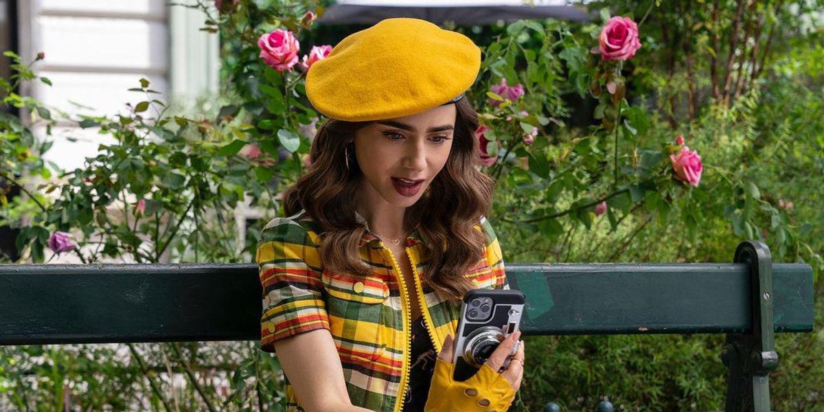 Lily Collins az Emily Párizsban című sorozatban