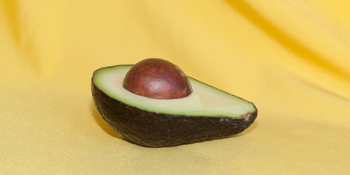 sliced avocado