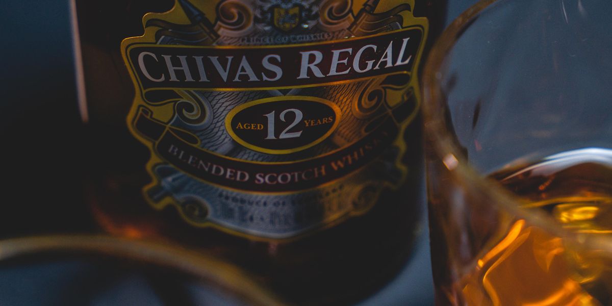 Chivas whiskey logó
