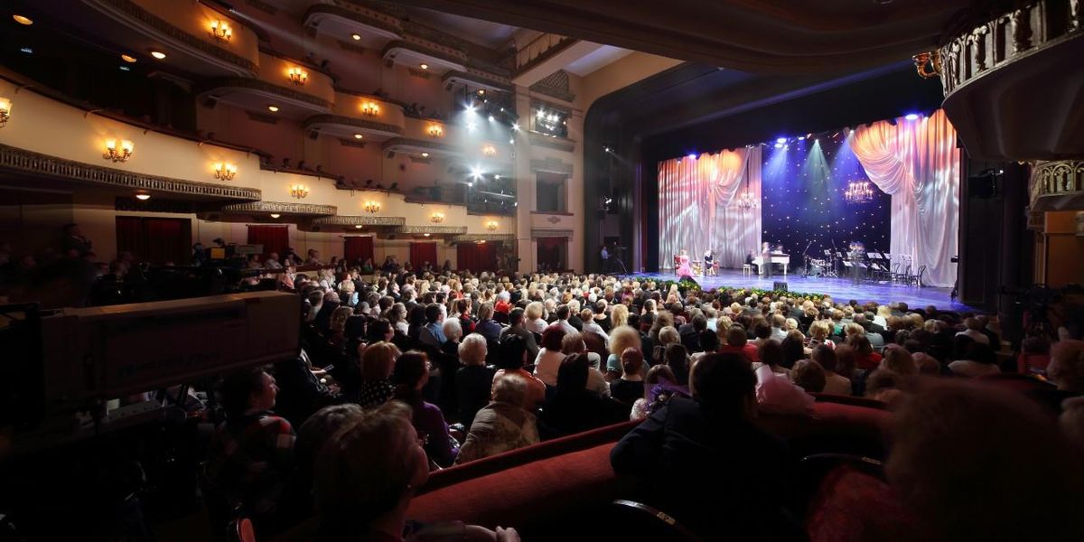 Koncert a moszkvai Vakhtangov Színházban