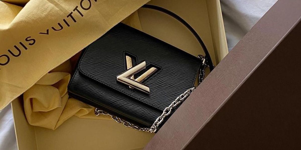 Louis Vuitton táska a dobozában
