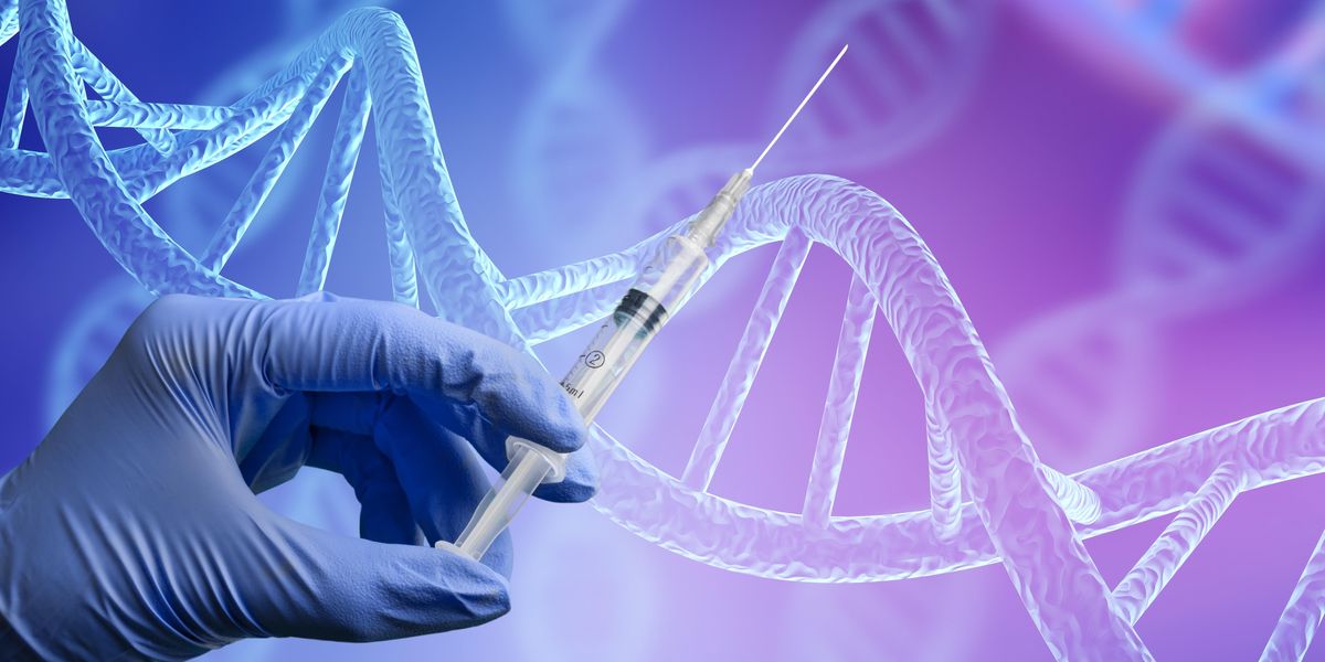 DNS molekula előtt egy kéz injekciós tűt tart