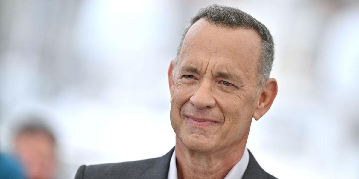 Tom Hanks az Elvis című film fotózásán a 75. éves Cannes-i filmfesztiválon 2022. május 26-án