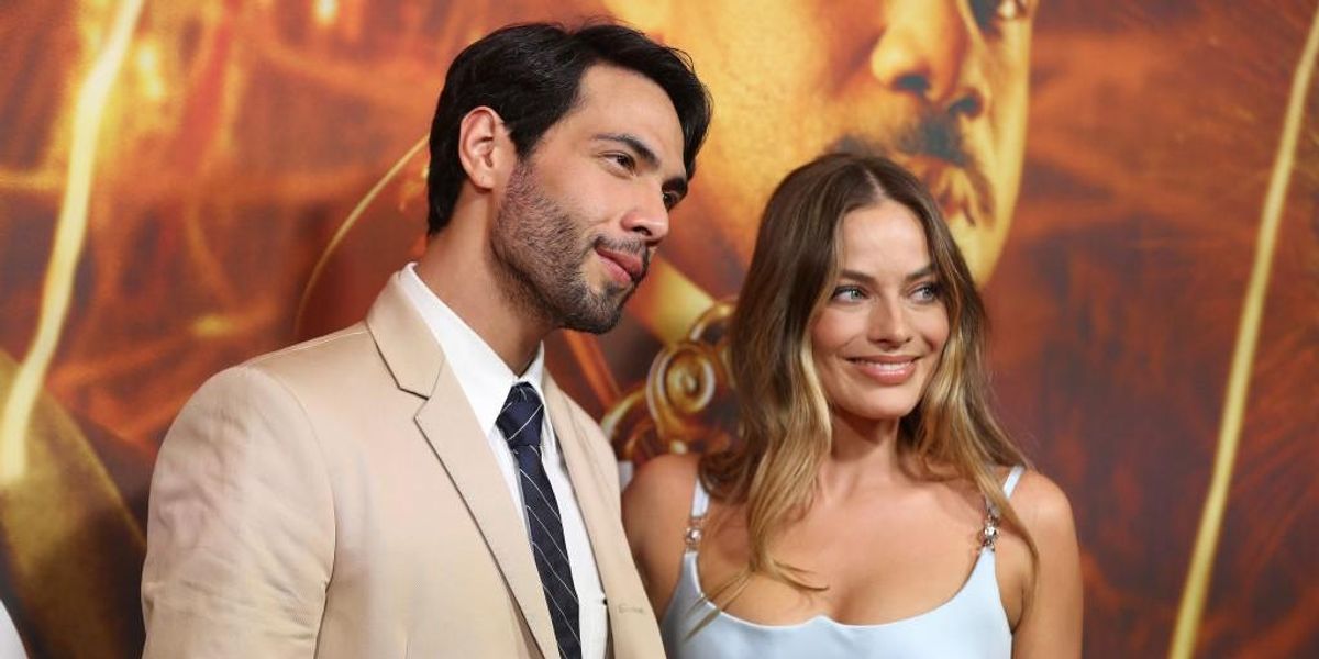 Margot Robbie és Diego Calva