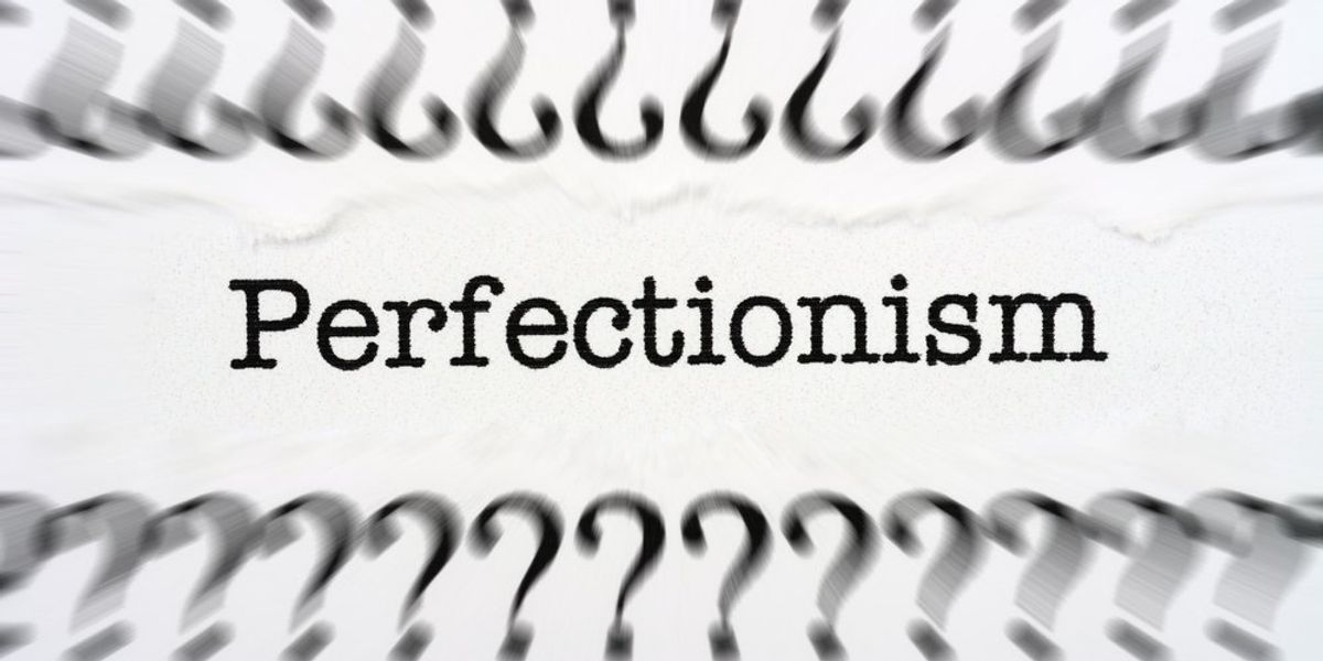 Perfekcionizmus szó, alatta-felette kérdőjelek