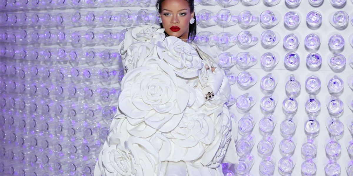Rihanna a 2023-as Met-gálán