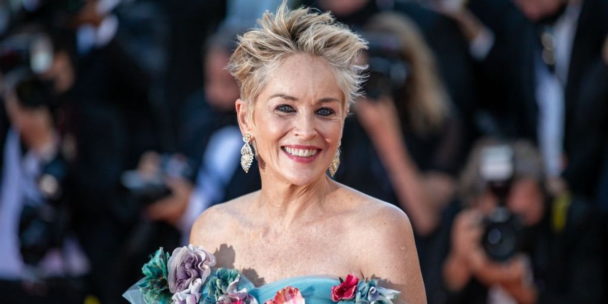 Sharon Stone a Feleségem története című film vetítésén a 74. Cannes-i Filmfesztiválon 2021. július 14-én 