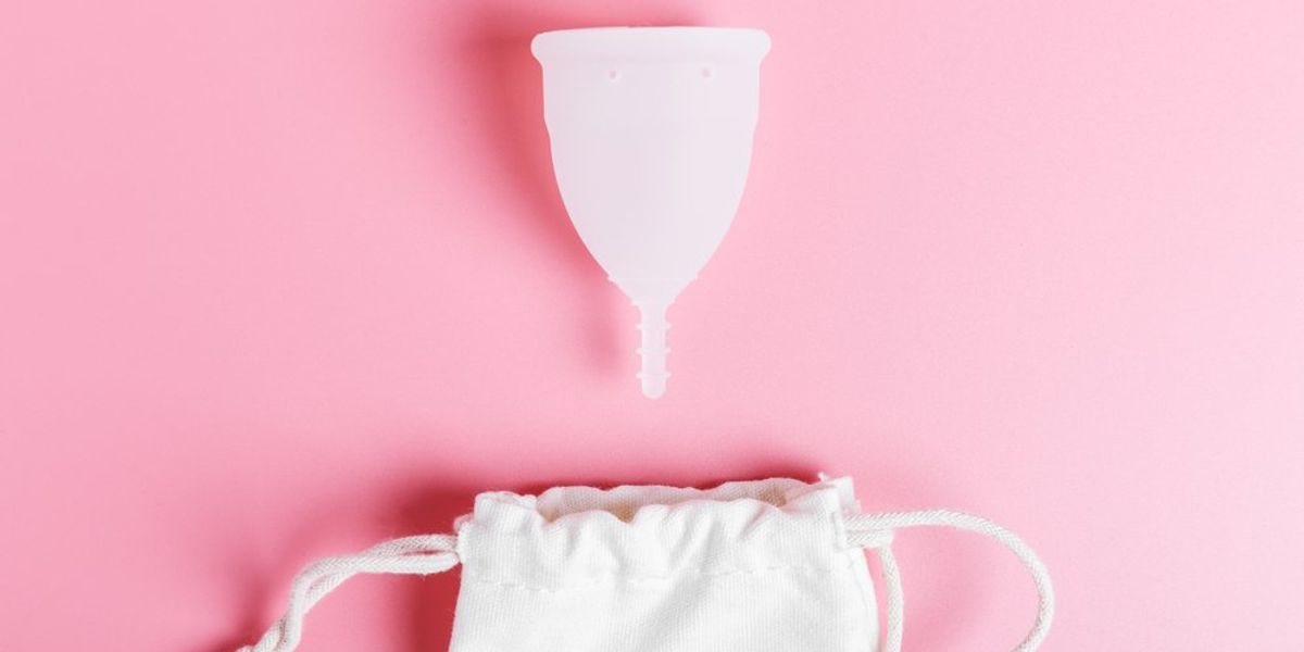 Újrahasználható fehér menstruációs kehely