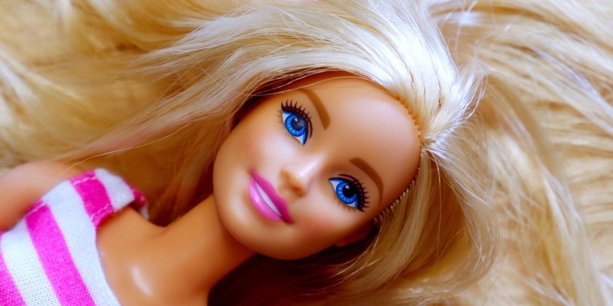 Barbie baba portréja 