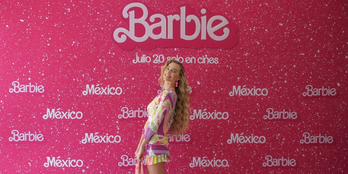 Margot Robbie a Barbie című film fotózásán a Mexikóvárosban 2023. július 7-én 
