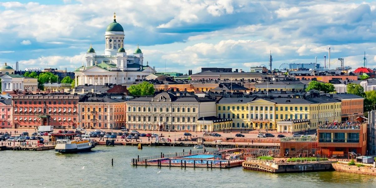 A finn főváros, Helsinki látképe a helsinki katedrálissal  