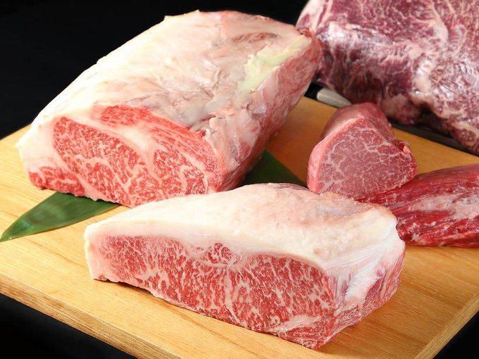 Az Oszakai Egyetem japán tudósai először nyomtattak ki sikeresen wagyu marhahúst 3D technológia segítségével.