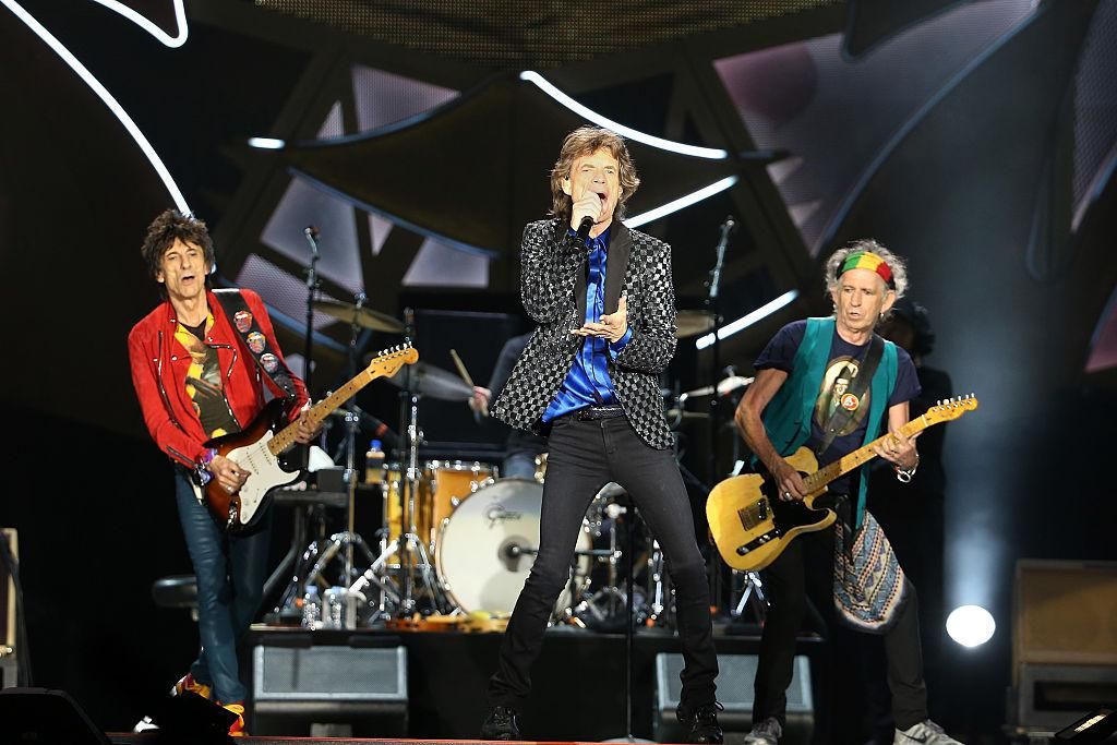 Ronnie Wood, Mick Jagger és Keith Richards az új-zélandi Mt Smart Stadiumban tartott koncertjükön 2014-ben