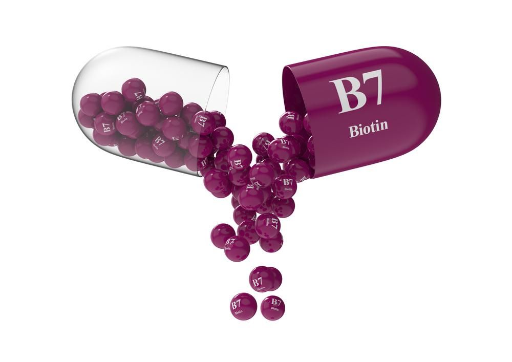 B7-vitamint, más néven biotint tartalmazó kapszula