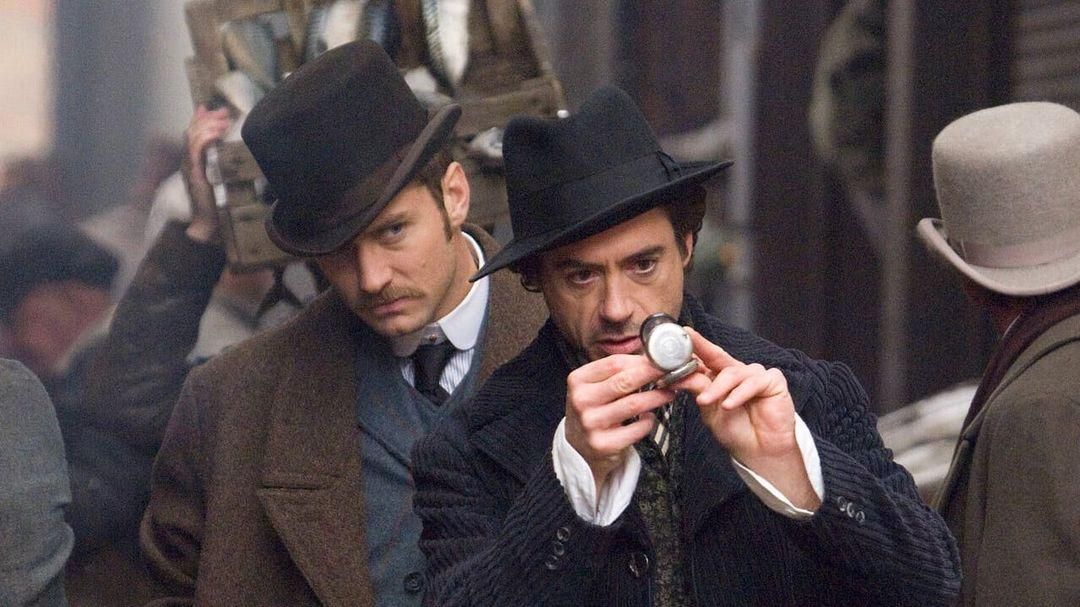 Jude Law és Robert Downey Jr. a Sherlock Holmes című filmben