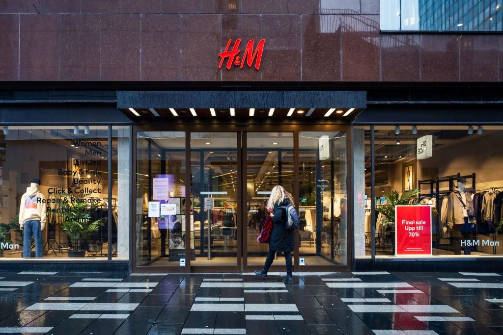 H&M üzlet a svédországi Stockholmban