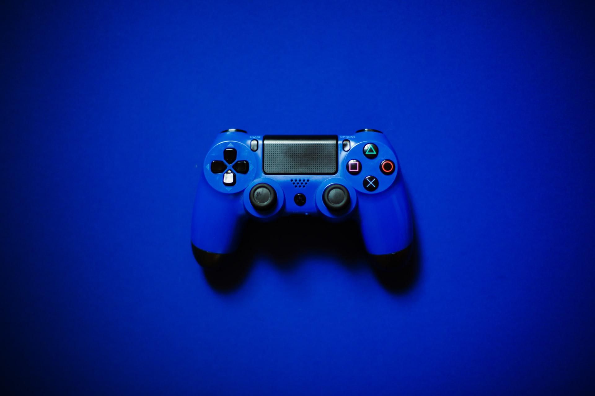 Kék PlayStation 4 vezérlő