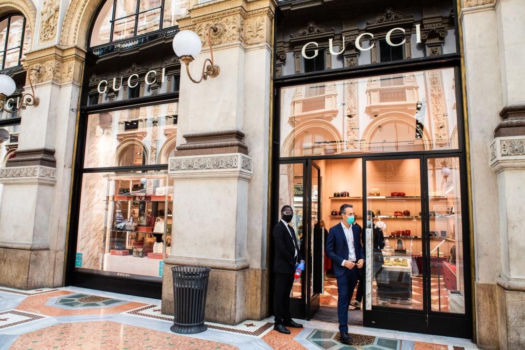 Gucci üzlet az olaszországi Milánóban