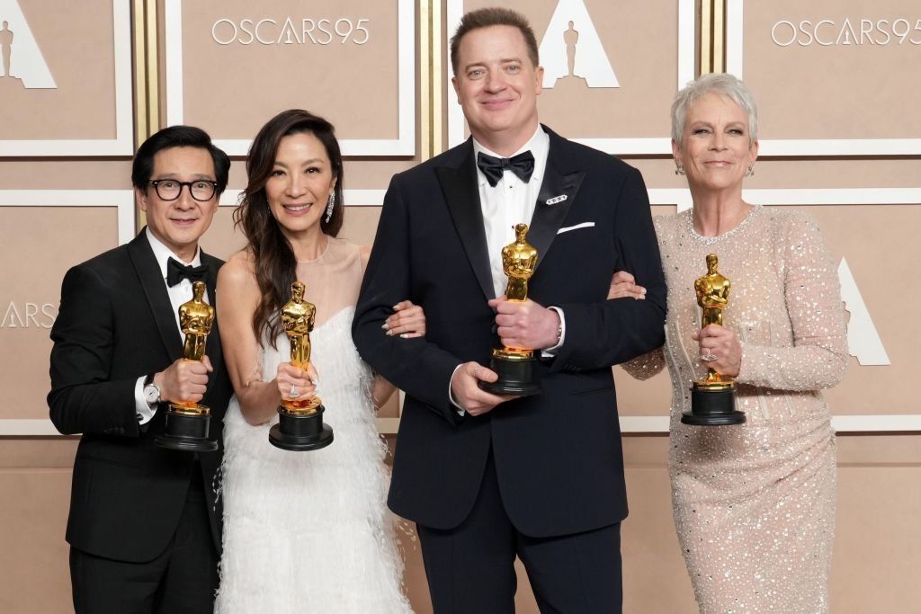 Oscar-gála díjazott színészei egy képen