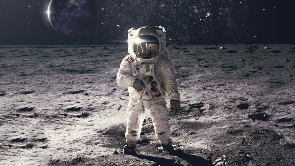 Egy űrhajós a Holdon (illusztráció)