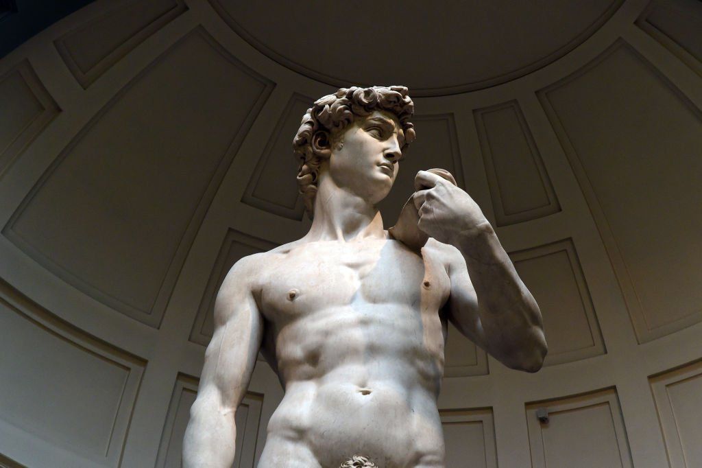  Michelangelo Buonarroti Dávid szobra a firenzei Galleria dell'Accademia-ban