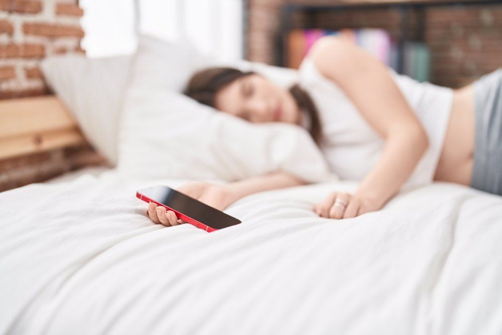 Ha ezt csinálod a telefonoddal, garantált minden este a 8 óra alvás