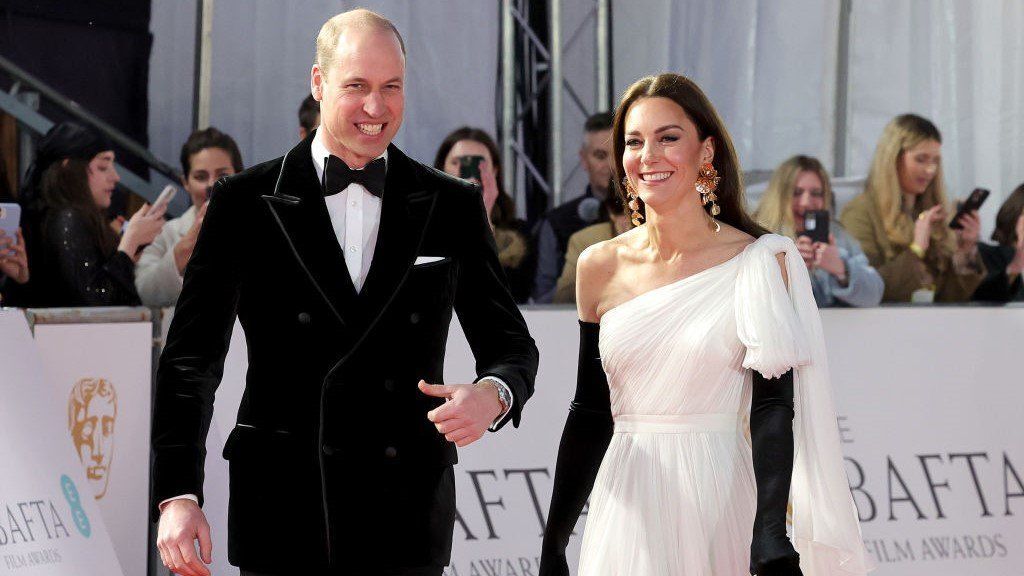 Vilmos és Katalin első találkozása is benne lesz A korona sorozat új évadában