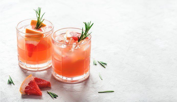 2 mennyei koktél, amivel koccinthatunk a tavasz érkeztére