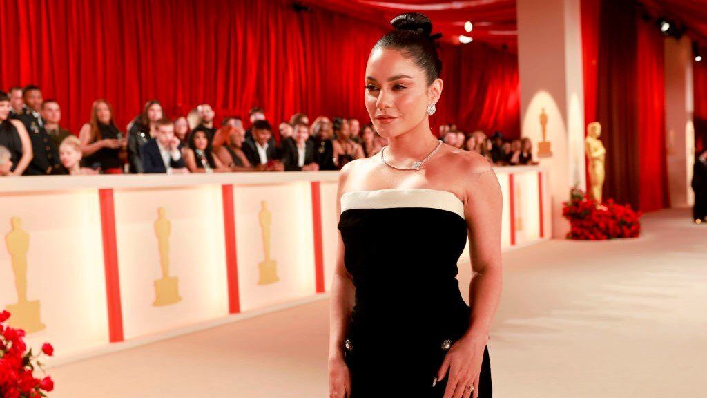 Ezért változtatták meg idén az Oscar-díjátadó vörös szőnyegének színét​