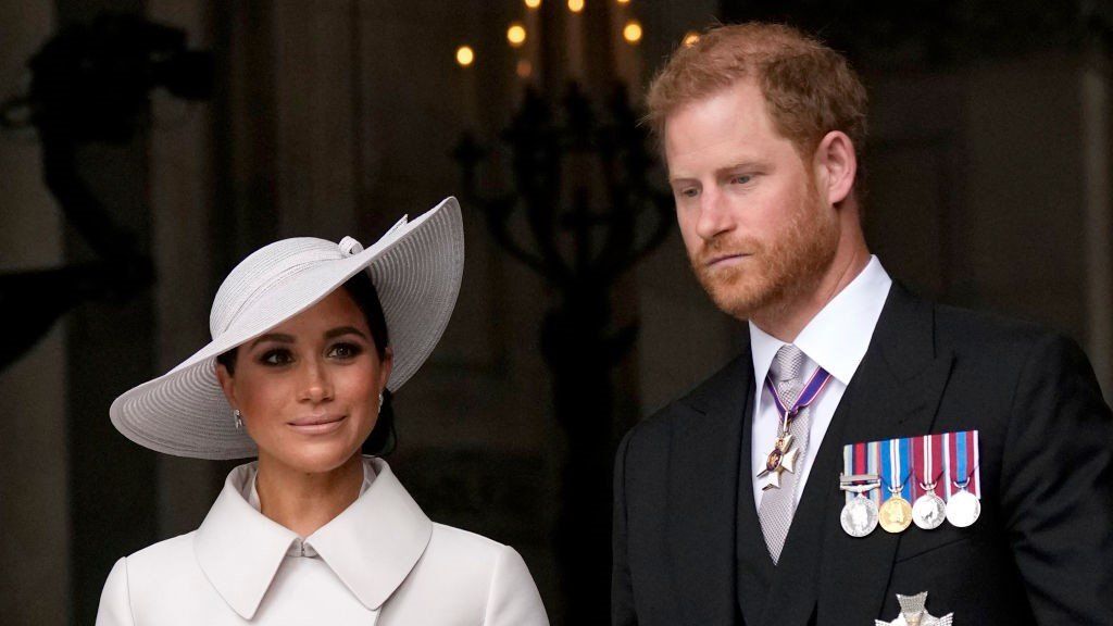 Károly király kilakoltatja Harryt és Meghan Markle-t brit otthonukból​