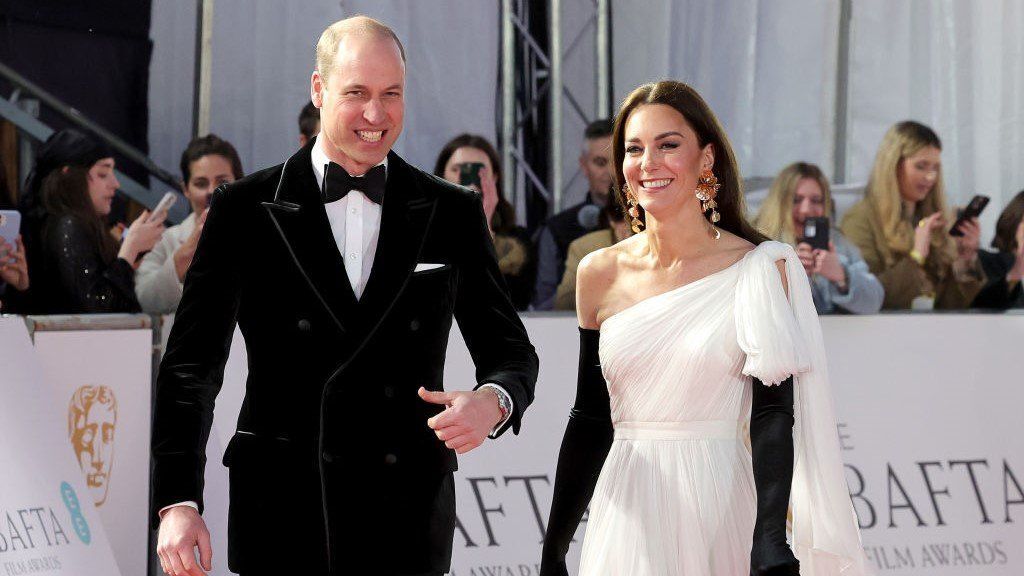 Katalin hercegné egy királyi hagyományt őrzött meg az idei BAFTA-öltözékével