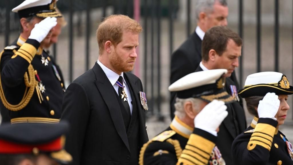 Egyre kevesebben látnák szívesen Harry herceget apja koronázásán​